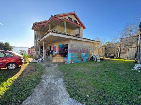 ¡OPORTUNIDAD! ESPECTACULAR CASA A REFORMAR A 10 MINUTOS DE VIGO CENTRO