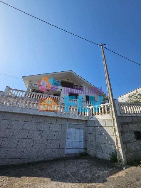 OPORTUNIDAD !!! SE VENDE CASA EN MENDE
