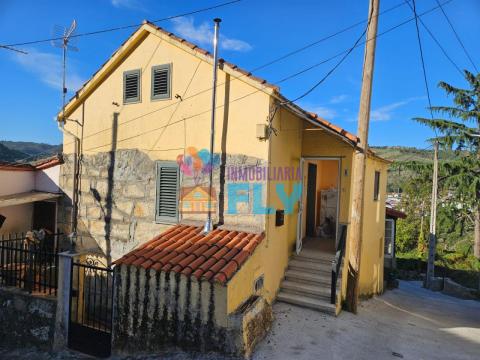 OPORTUNIDAD!!! SE VENDE CASA EN EXCLUSIVA AL LADO DE LAS TERMAS