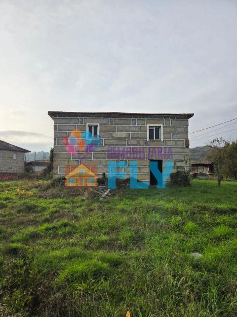 OPORTUNIDAD!!! SE VENDEN 2 CASAS REGISTRADAS  Y CON TERRENO EN TABOADELA