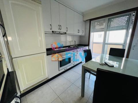 Se vende espectacular apartamento en la Plaza de las Mercedes.