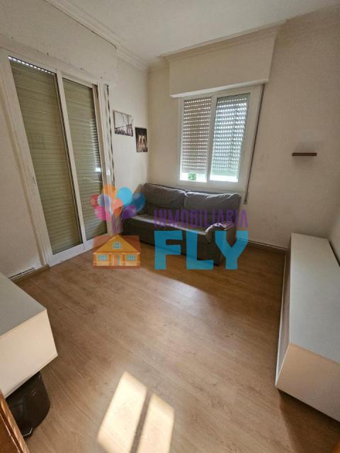 QUEDAN TRES HABITACIONES DISPONIBLES EN ESTE PISO. ESPECIAL ESTUDIANTES 2025-2026!!! PISO EN LA CARBALLEIRA