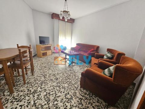 OPORTUNIDAD!! SE VENDE PISO EN AVENIDA DE BUENOS AIRES