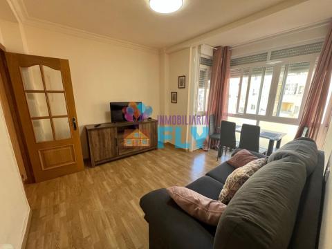 Se alquila Apartamento en el Centro