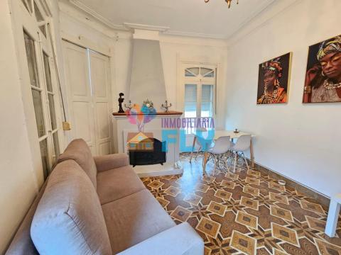 OPORTUNIDAD!!! SE VENDE PISO  EN EL CENTRO DE RIBADAVIA