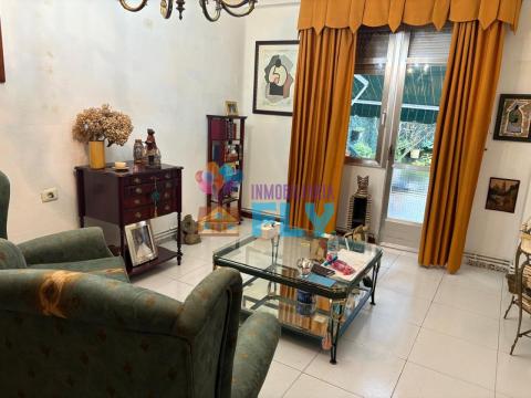 OPORTUNIDAD!!! SE VENDE AMPLIO PISO CON TERRAZA EN MARIÑAMANSA